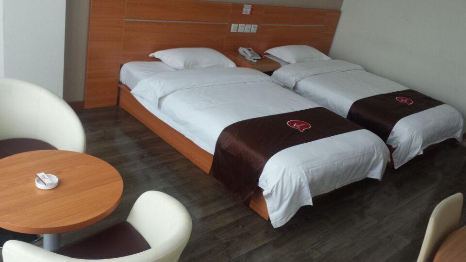 Thank Inn Chain Hotel Shanxi Lvliang Lishi Beichuanghe Road Luliang  Eksteriør bilde